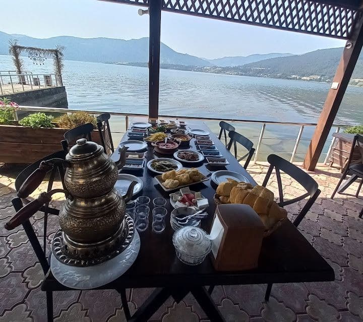 Dostlar Alabalık Tesisleri