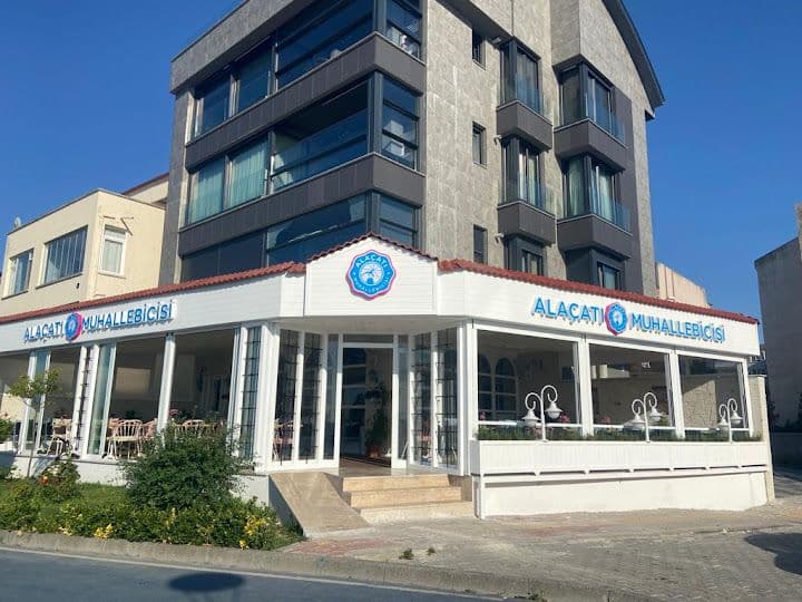 Alaçatı Muhallebicisi Çiftlikköy