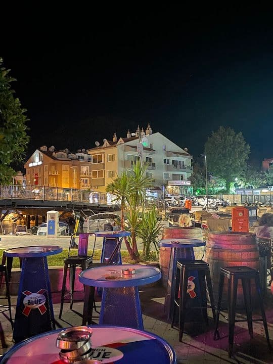 Lıghthouse Cafe Bar Restaurant