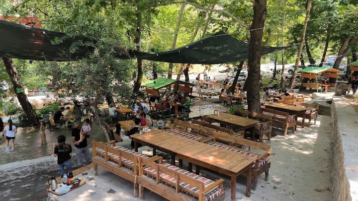 Karaçay Şelalesi Doğa Tesisleri