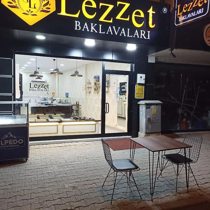 İlhanbey Lezzet Baklavalari_ Kadirli Baklava _ Kadirli Fıstıklı Baklava _ Kadirli Baklavacı _ Kadirli Soğuk Baklava